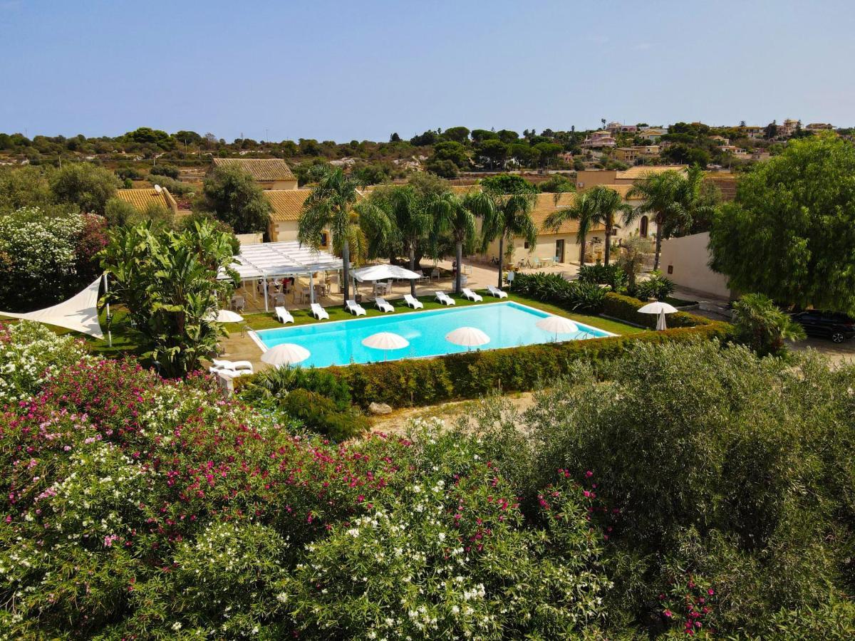 Life Hotels Kalaonda Resort Сиракузы Экстерьер фото