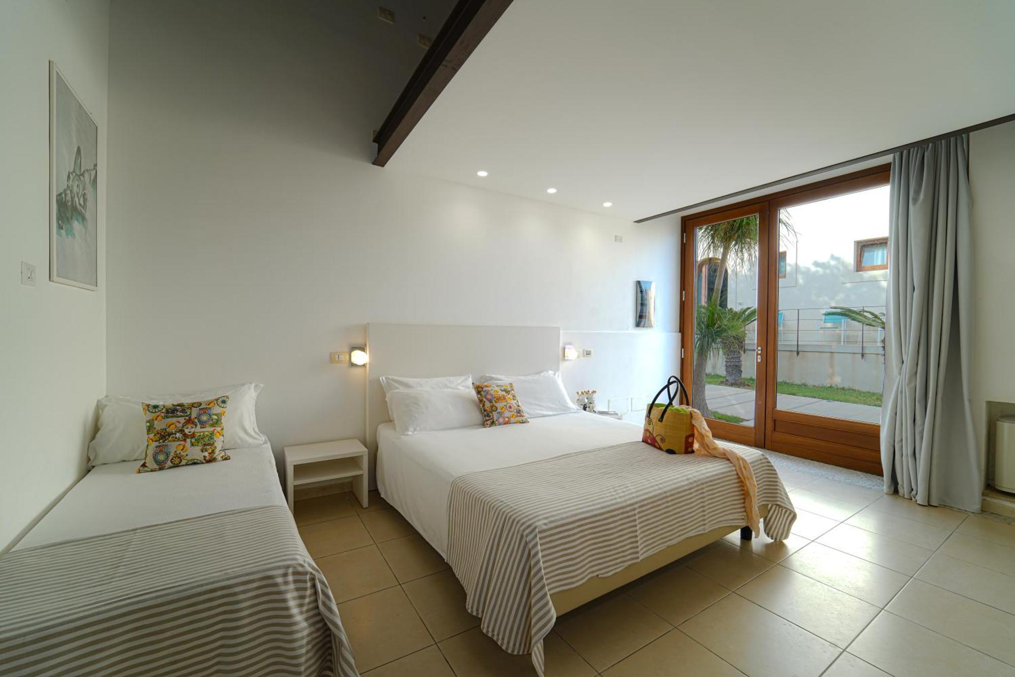 Life Hotels Kalaonda Resort Сиракузы Экстерьер фото